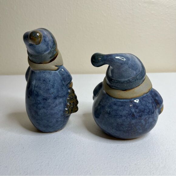 Pair Stoneware Pottery Santas Blue Coats Tall and Short Round Whimsical Folky - Picture 7 of 12